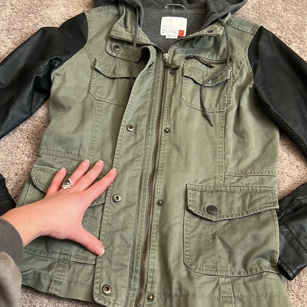 Empyre • Utility Jacket - Picture 5 of 8
